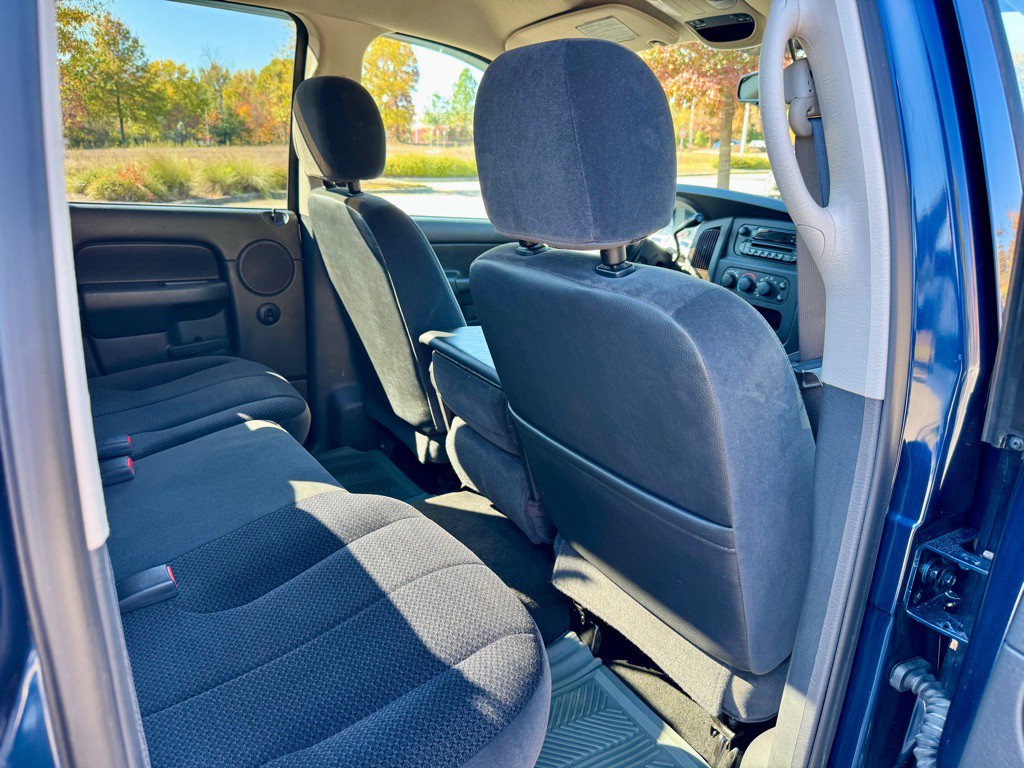 2005 Dodge Ram 2500 Image 23