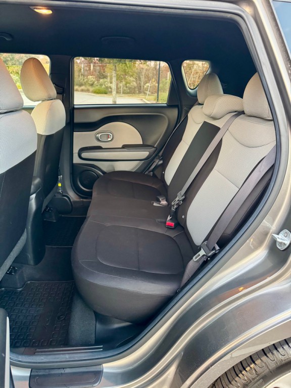 2016 Kia Soul Image 14