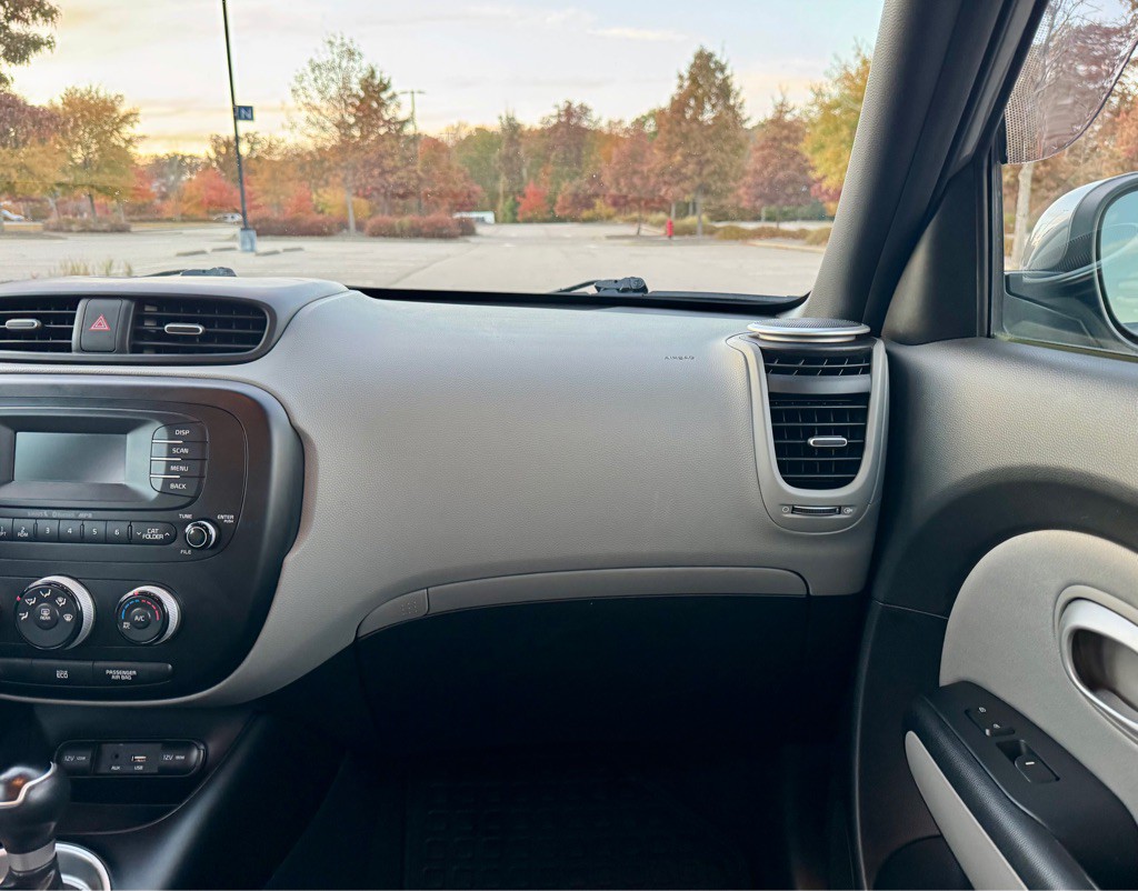 2016 Kia Soul Image 21