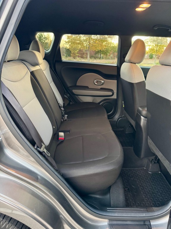 2016 Kia Soul Image 22