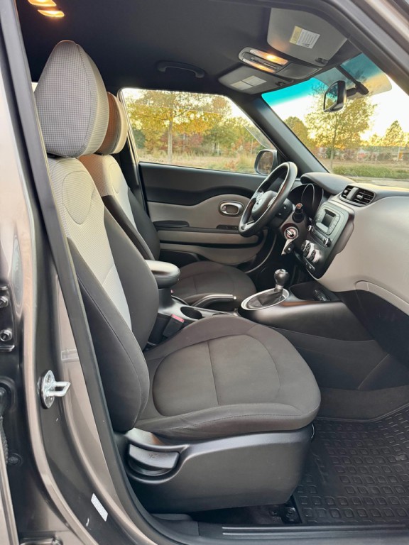 2016 Kia Soul Image 26