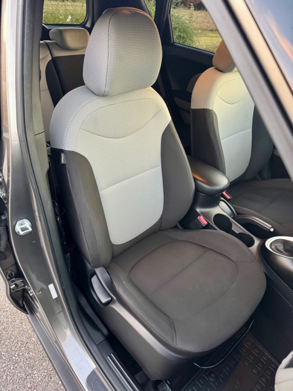 2016 Kia Soul Image 27