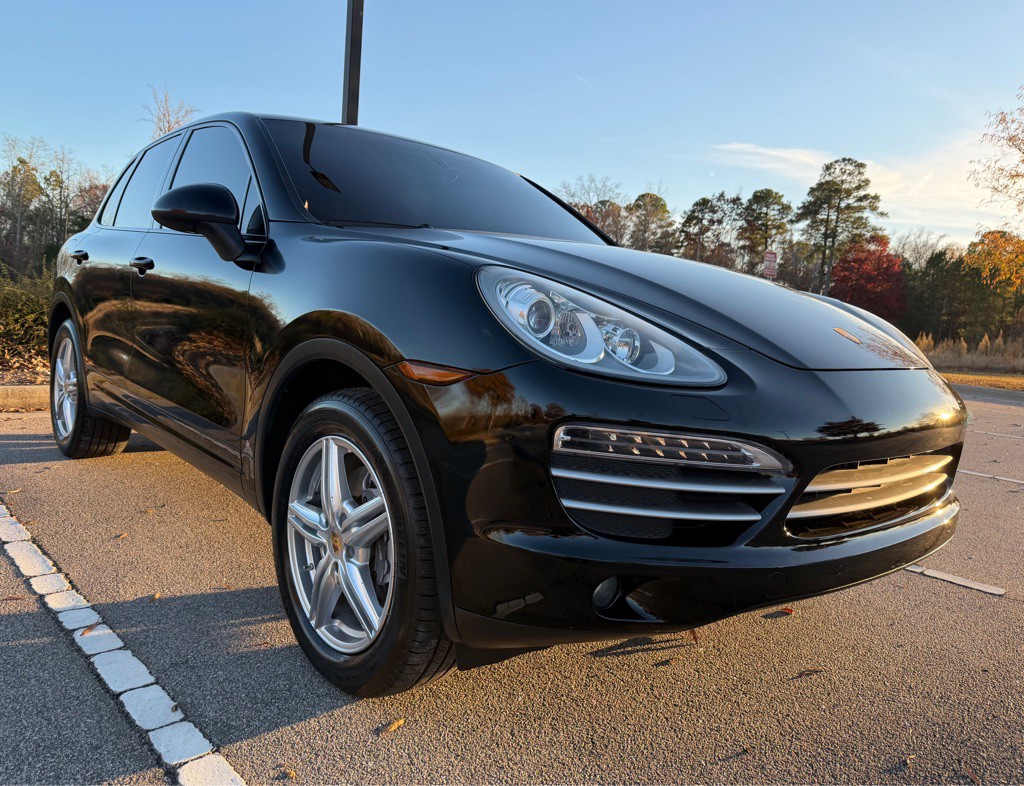 2014 Porsche Cayenne Image 3