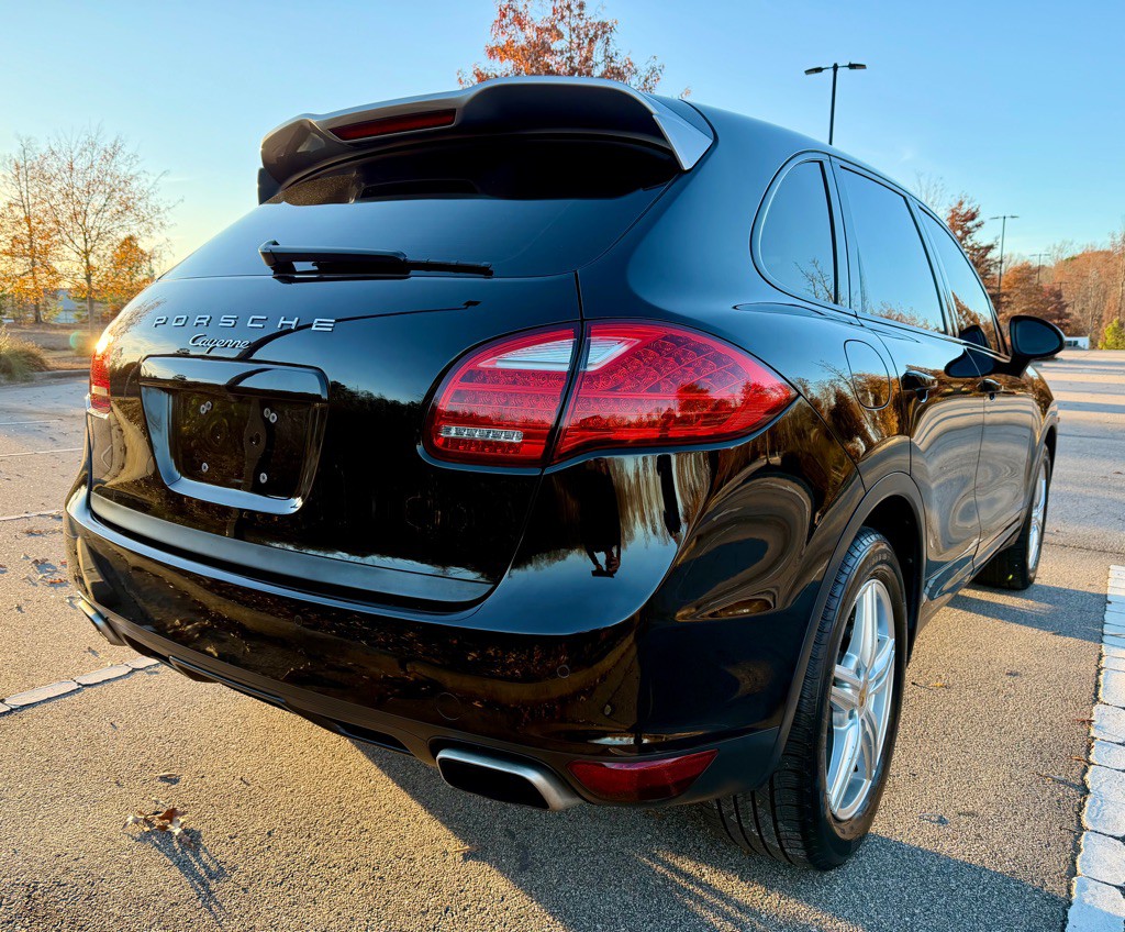 2014 Porsche Cayenne Image 5