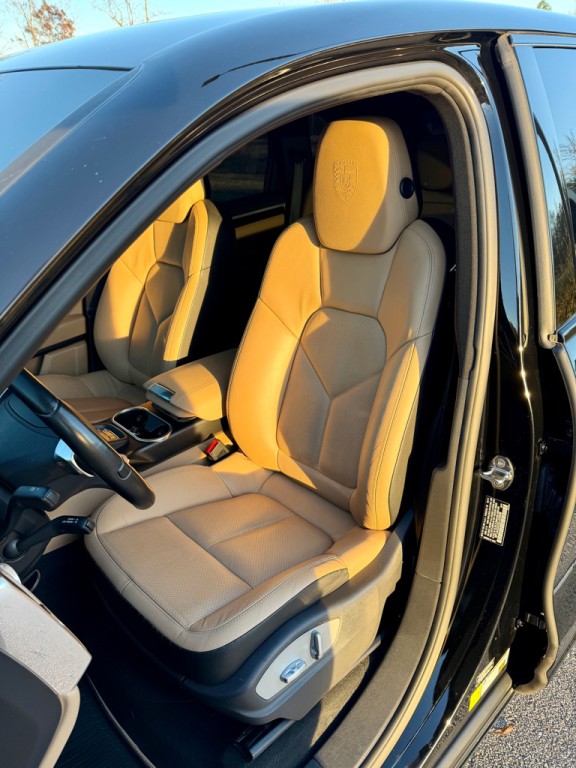 2014 Porsche Cayenne Image 10