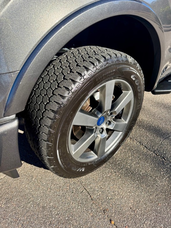 2017 Ford F-150 Image 9