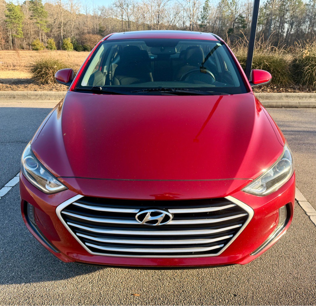 2017 Hyundai Elantra Image 2