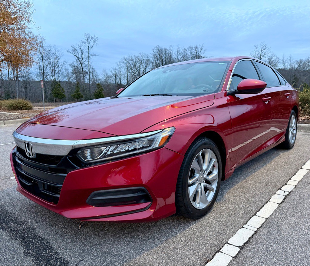 2018 Honda Accord Image 1