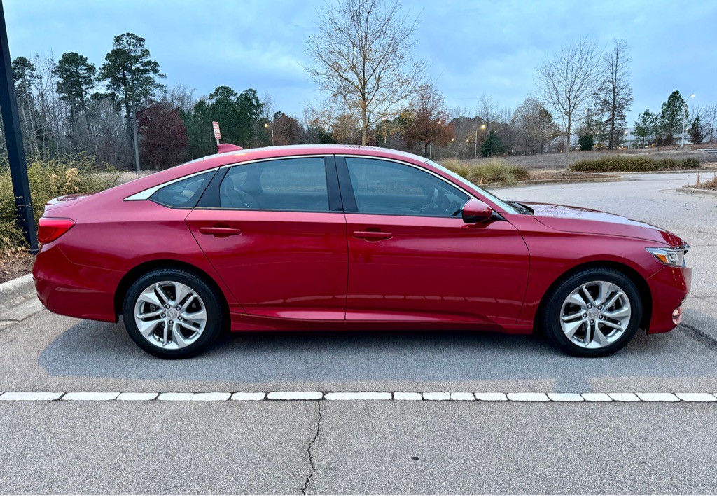 2018 Honda Accord Image 4