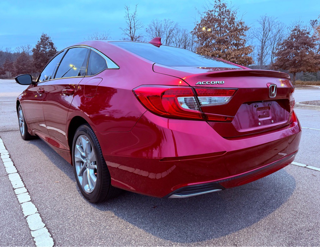 2018 Honda Accord Image 7