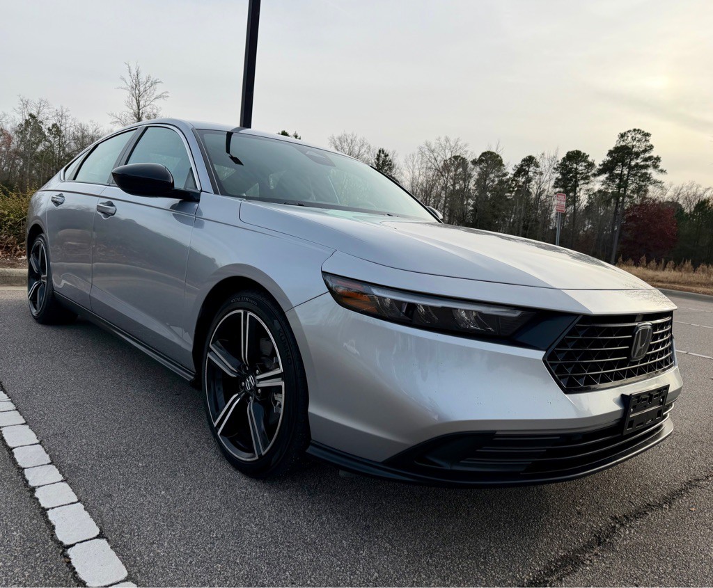 2023 Honda Accord Image 3