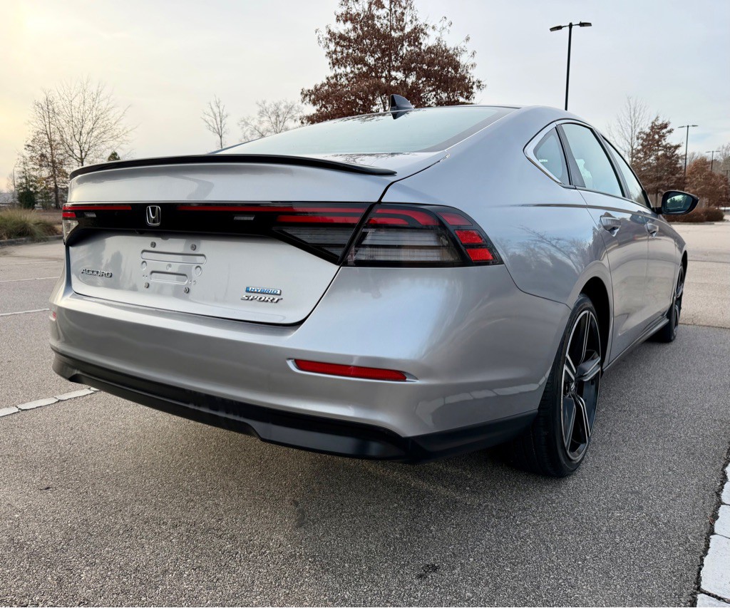 2023 Honda Accord Image 5