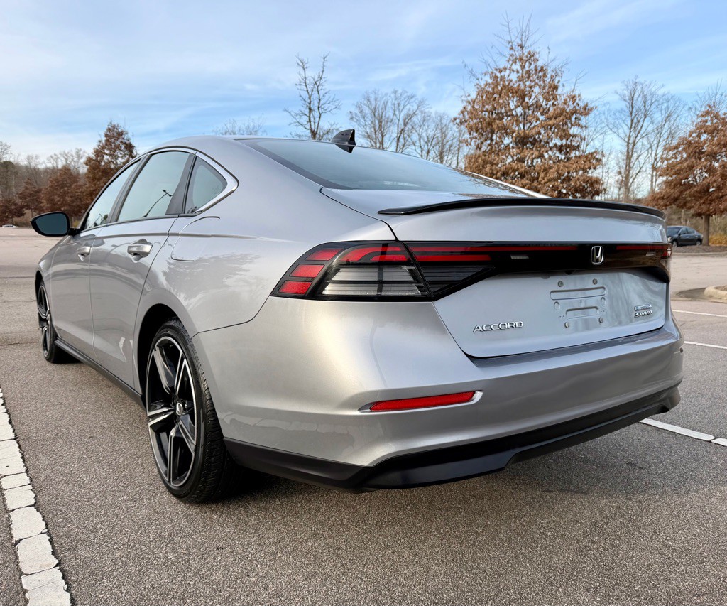 2023 Honda Accord Image 7