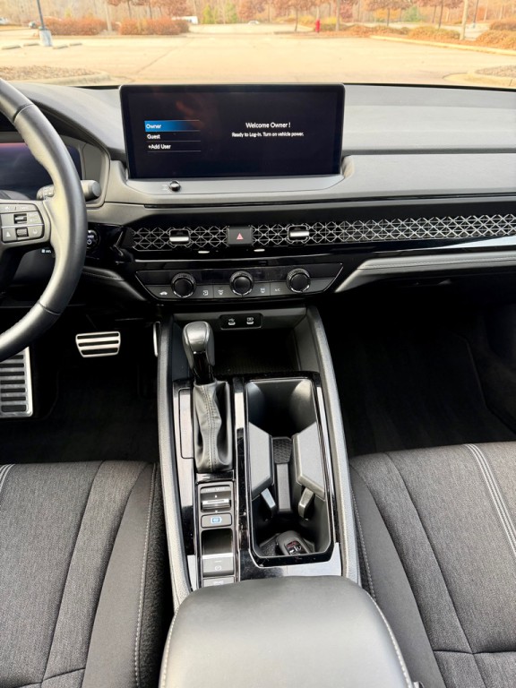 2023 Honda Accord Image 19