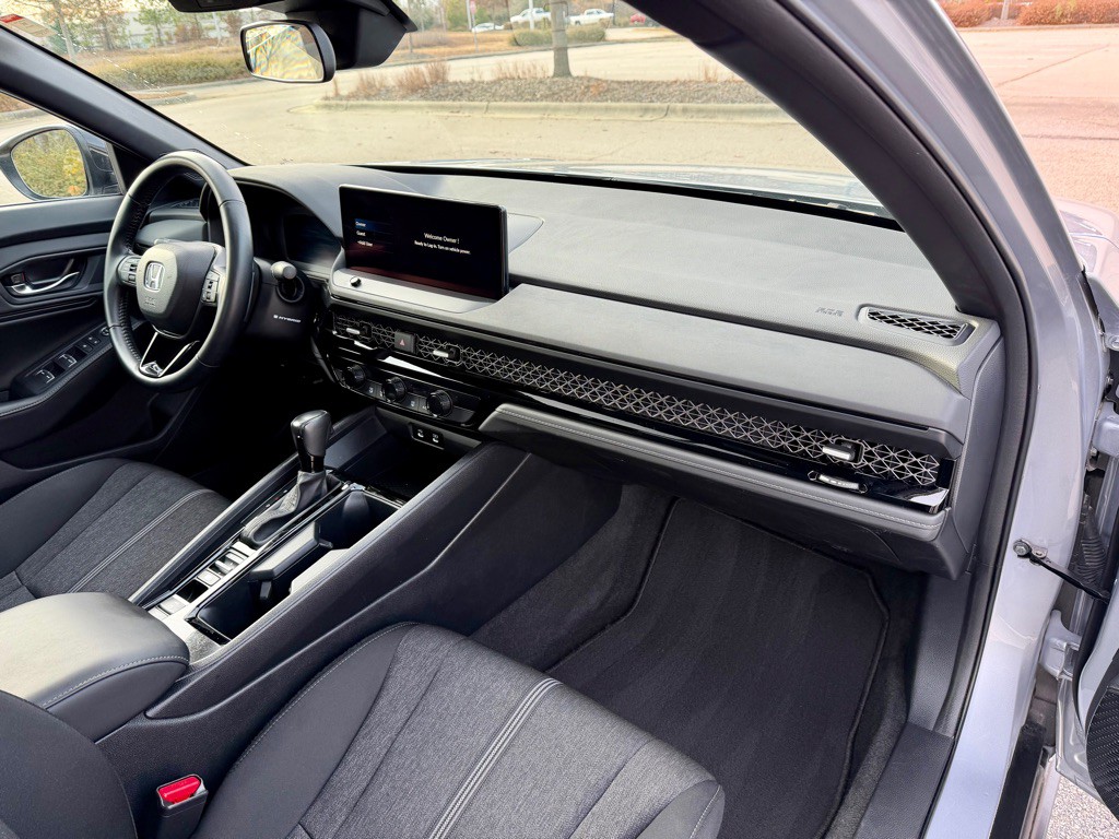 2023 Honda Accord Image 27