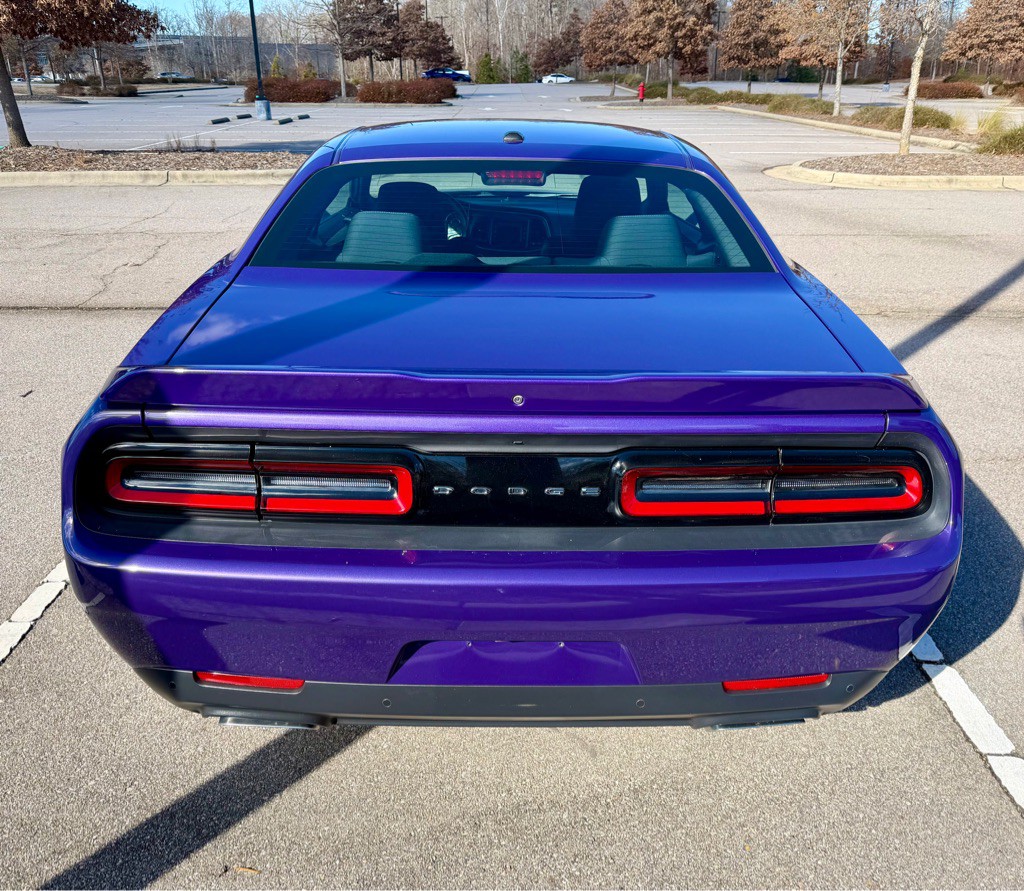 2016 Dodge Challenger Image 5
