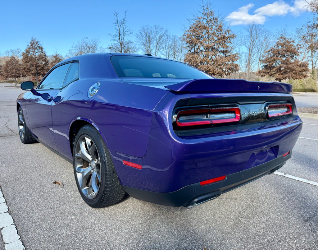 2016 Dodge Challenger Image 6