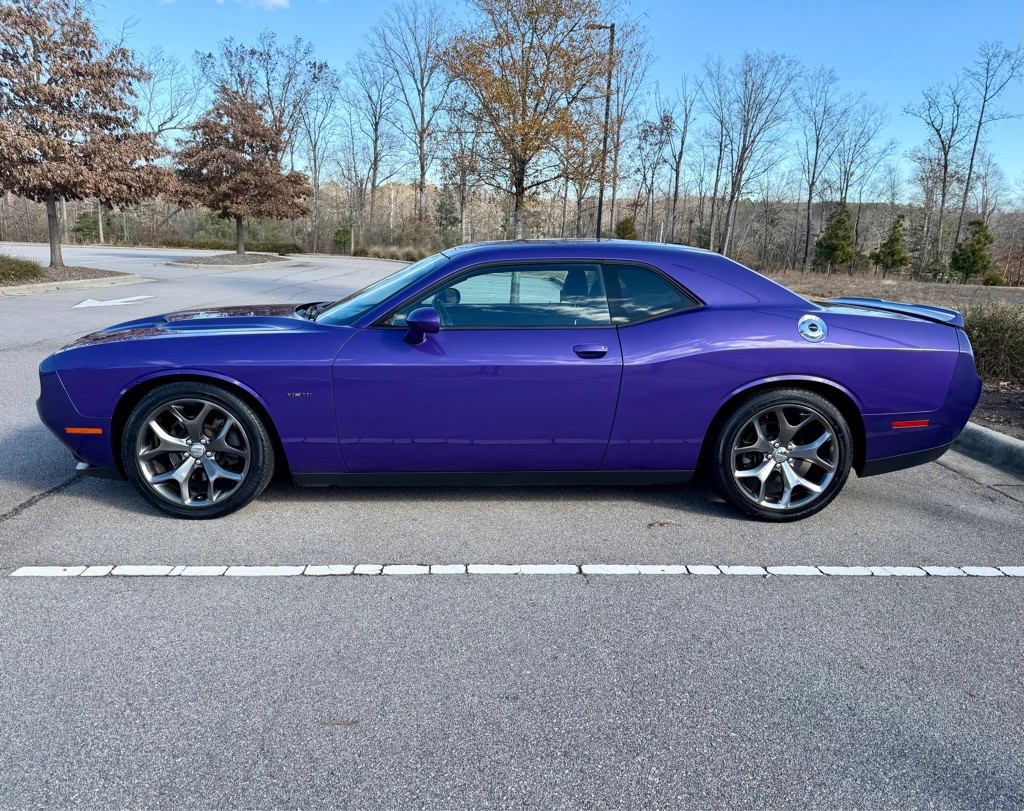 2016 Dodge Challenger Image 7