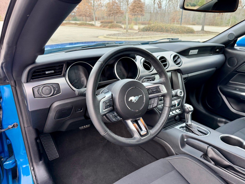 2019 Ford Mustang Image 11