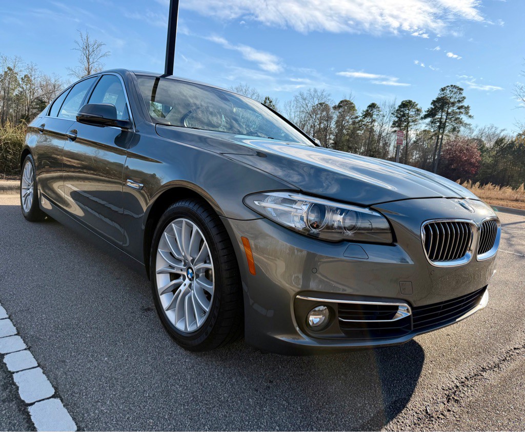 2014 BMW 5 Series Image 3