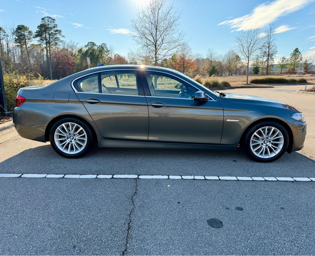 2014 BMW 5 Series Image 4
