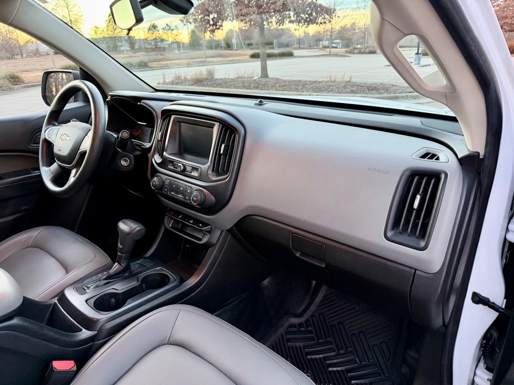 2018 Chevrolet Colorado Image 17