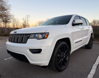 Image for 2019 Jeep Grand Cherokee Laredo ID: 7067412