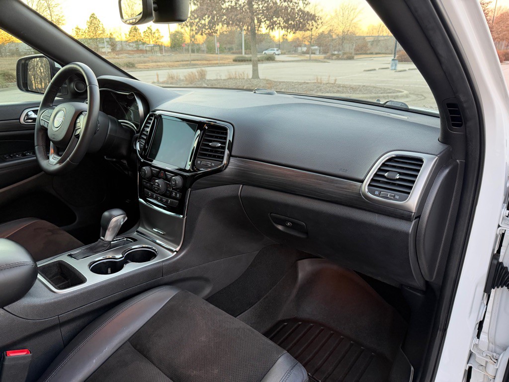 2019 Jeep Grand Cherokee Image 28