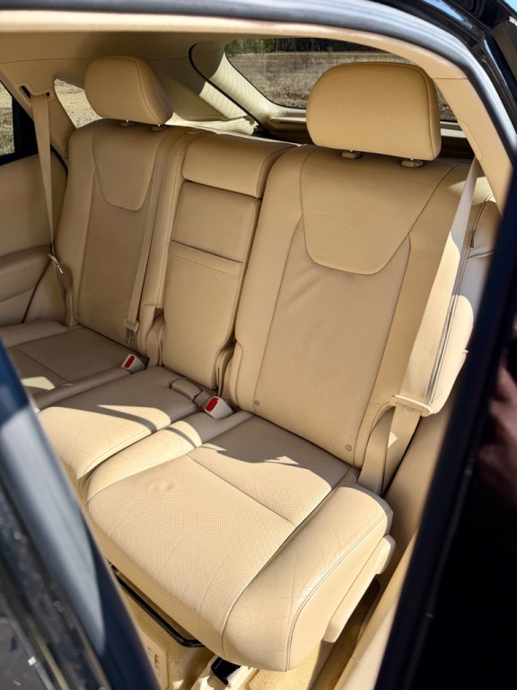 2011 Lexus RX Image 15