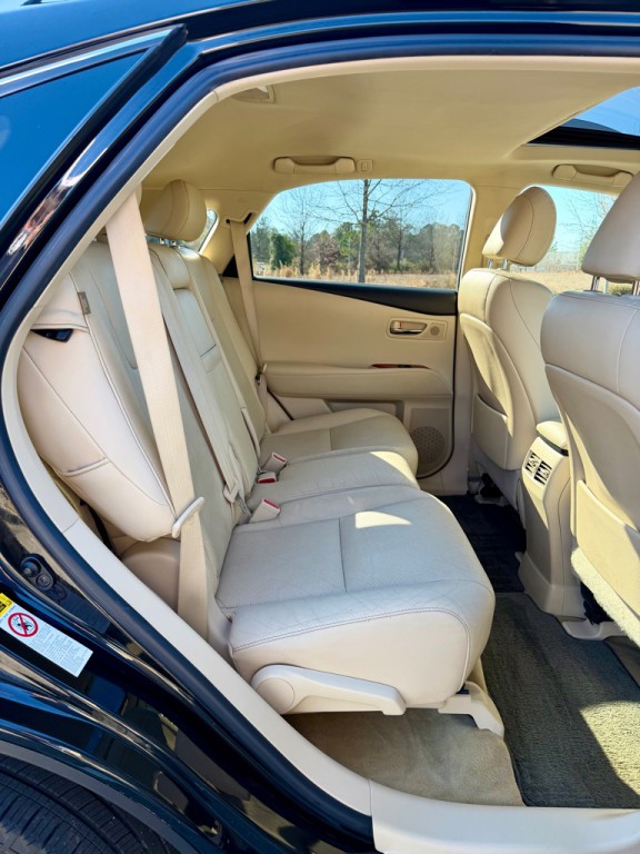 2011 Lexus RX Image 22