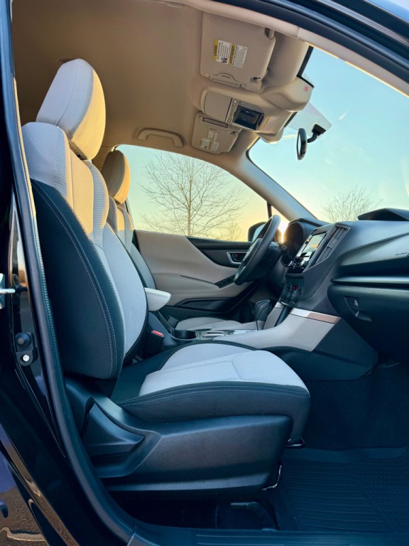 2021 Subaru Forester Image 24