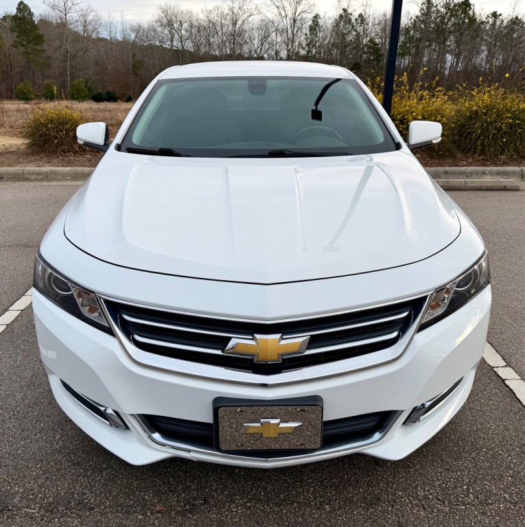2017 Chevrolet Impala Image 2