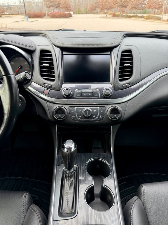 2017 Chevrolet Impala Image 19