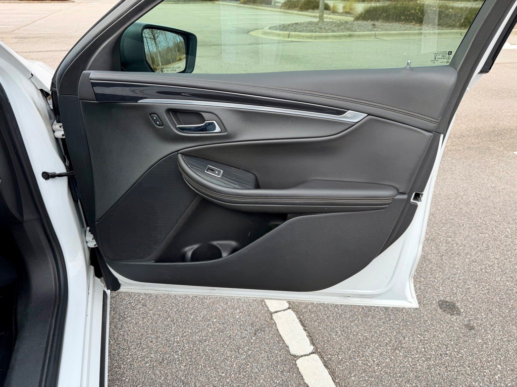 2017 Chevrolet Impala Image 28