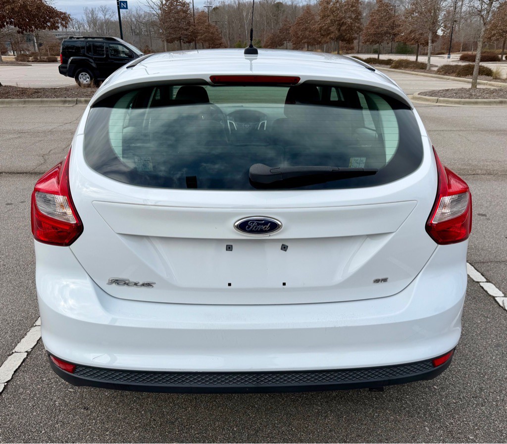 2012 Ford Focus Image 6