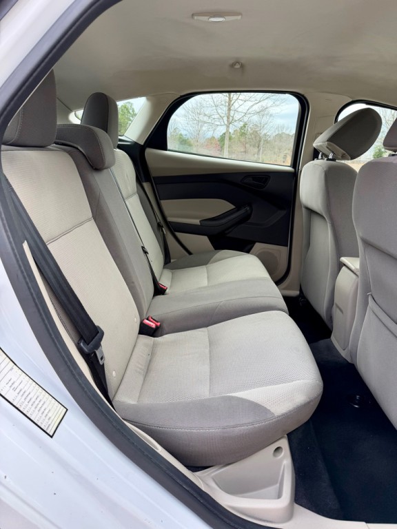 2012 Ford Focus Image 20