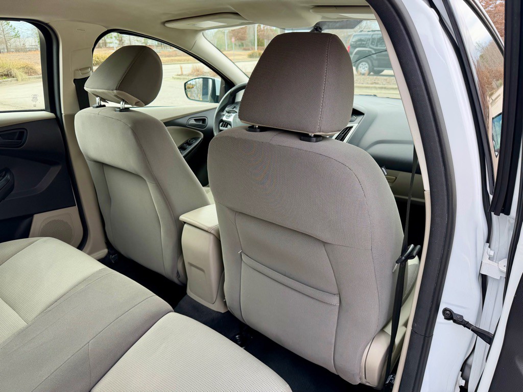 2012 Ford Focus Image 21