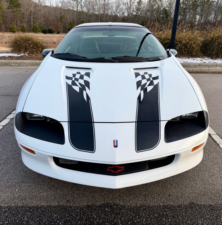 1995 Chevrolet Camaro Image 2