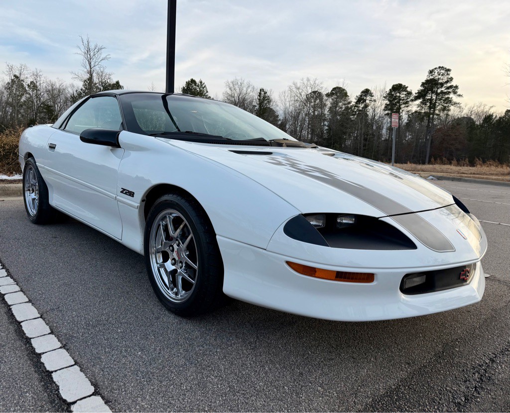 1995 Chevrolet Camaro Image 3