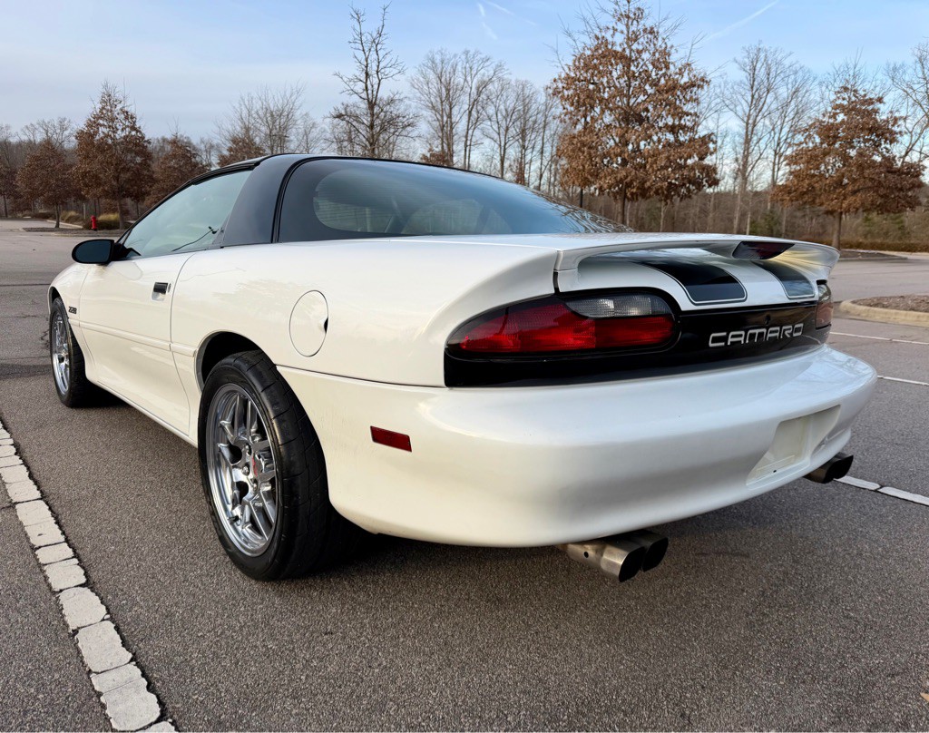 1995 Chevrolet Camaro Image 7