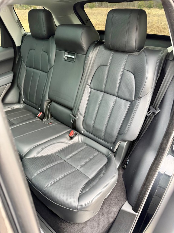 2015 Land Rover Range Rover Sport Image 15