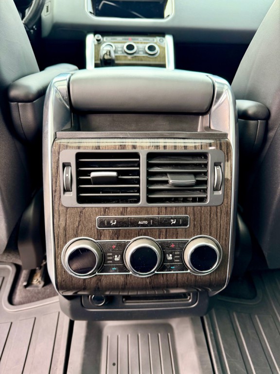 2015 Land Rover Range Rover Sport Image 21