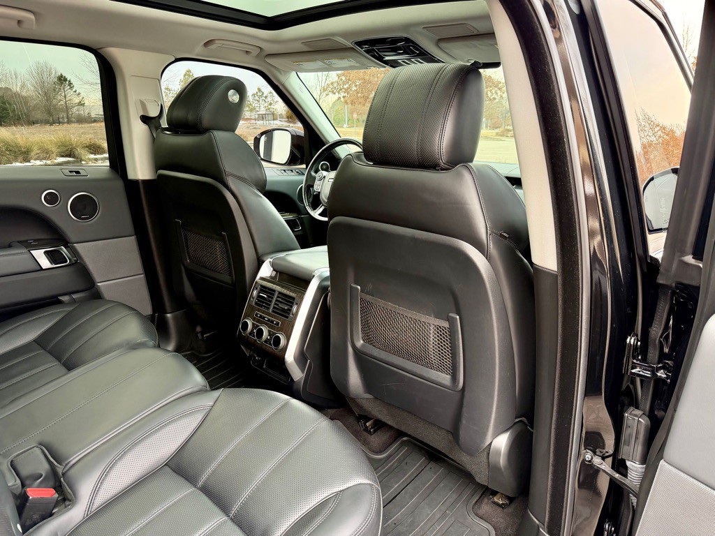 2015 Land Rover Range Rover Sport Image 25