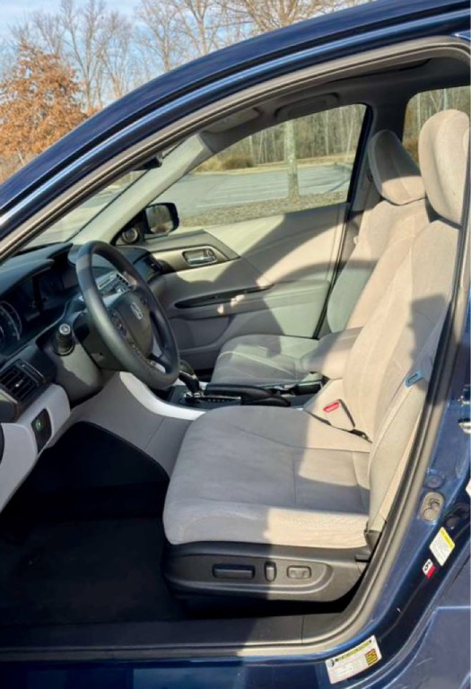 2014 Honda Accord Image 11
