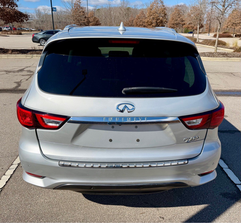 2017 INFINITI QX60 Image 6