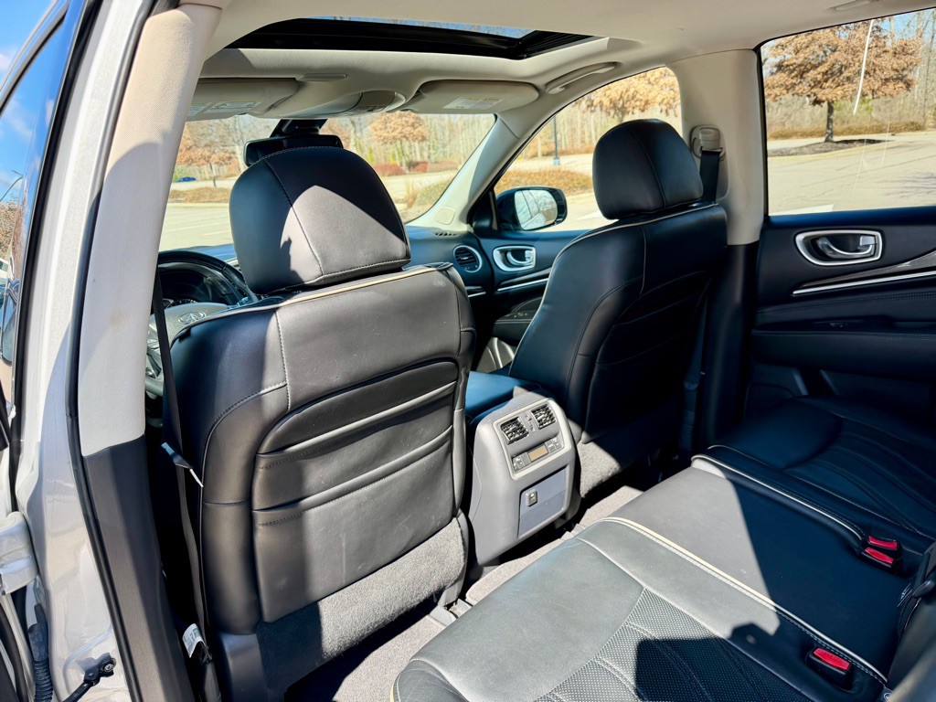 2017 INFINITI QX60 Image 14