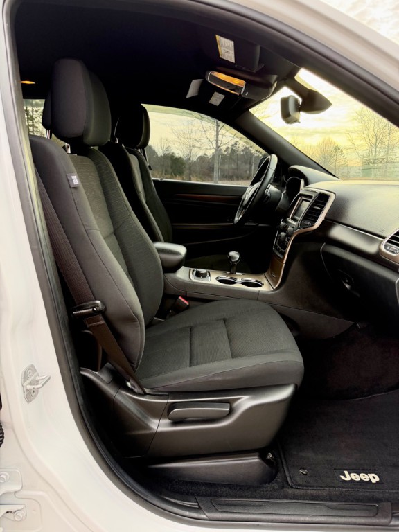 2014 Jeep Grand Cherokee Image 25