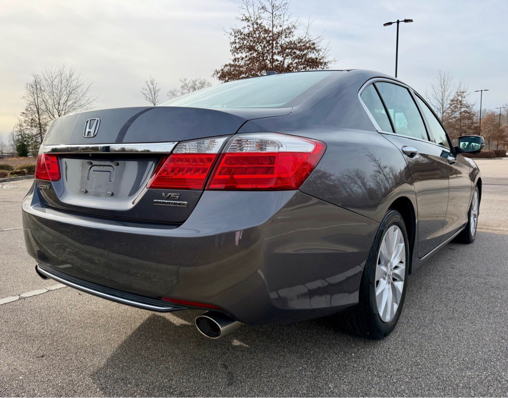 2015 Honda Accord Image 5