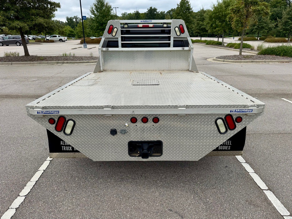 2004 GMC Sierra Image 6
