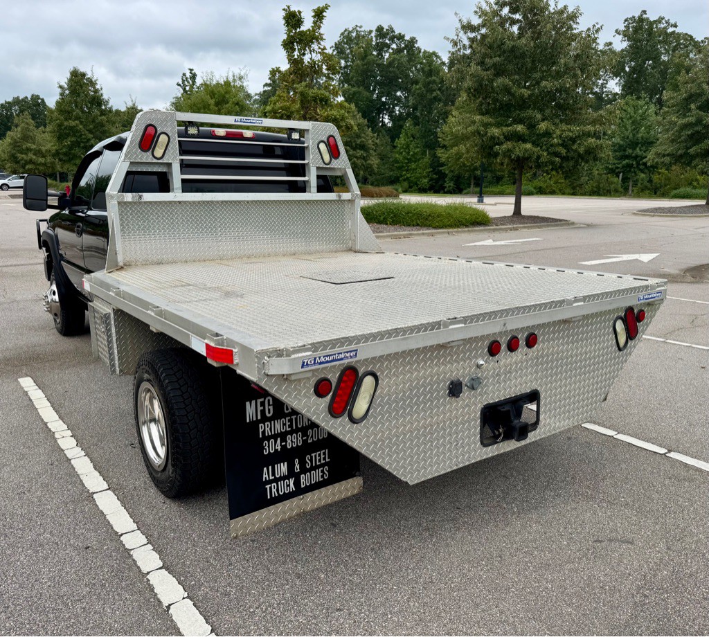 2004 GMC Sierra Image 7